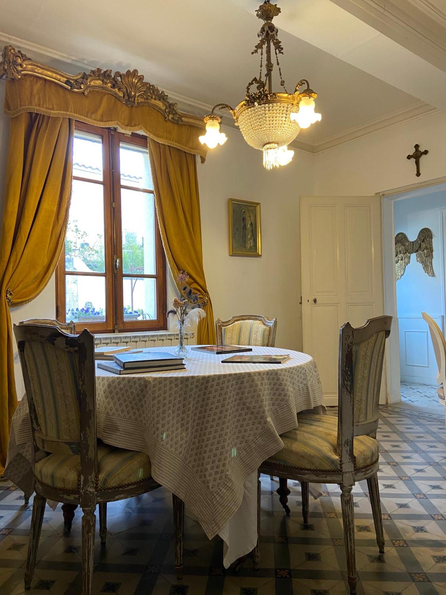 Maison 1823 - Suites De Charme A Garons Exteriör bild